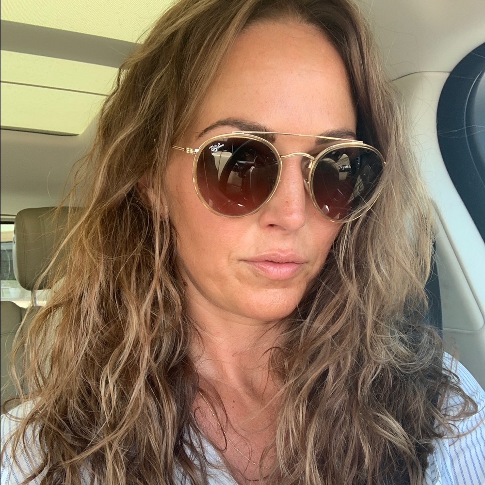 Meet your Posher, Sabrina